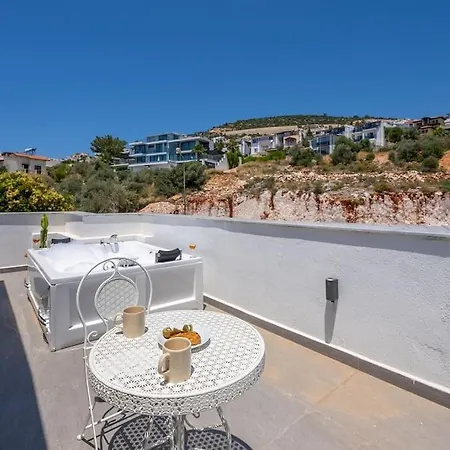 Charming 3bed W/ Pool, Very Close To Centre Kas
